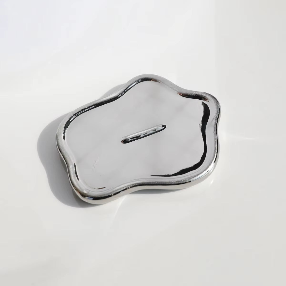 1Pc Irregular Ceramic Jewelry Tray for Jewelry Display and Key Storage - Desktop Decorative Ornament